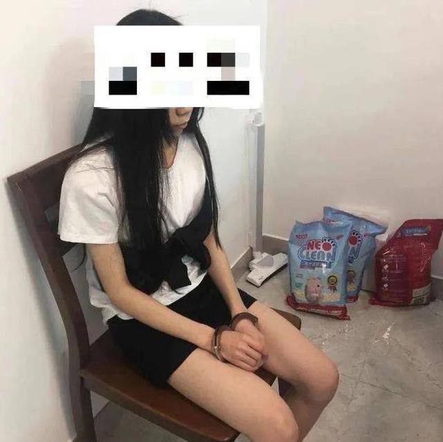 某福利姬被抓