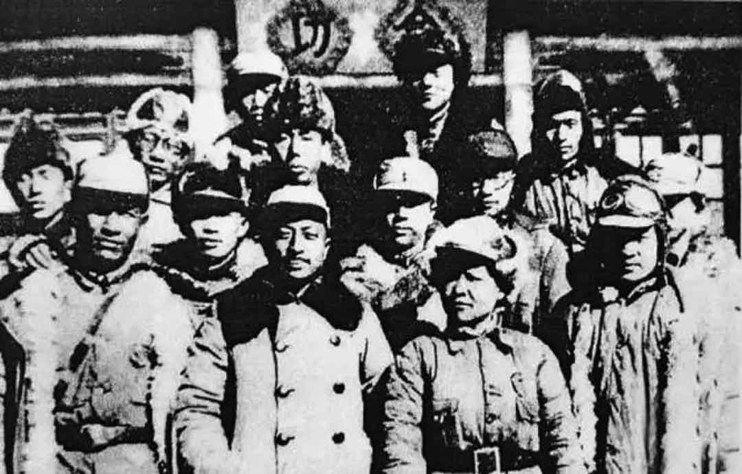 李林（前排右2） 图自中华全国归国华侨联合会网站